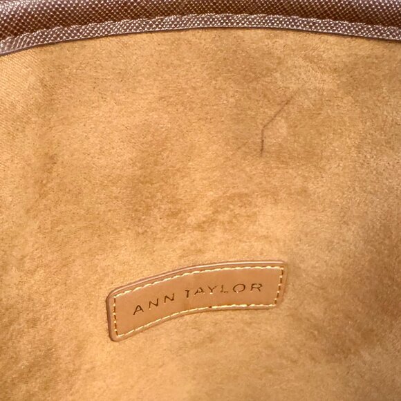 Ann Taylor Flannel Purse - Picture 4 of 4